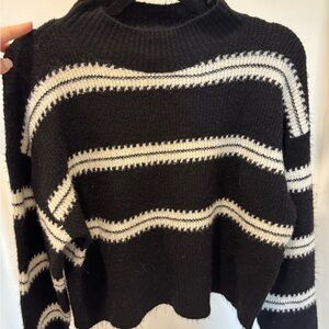 Vero Moda Black and White Striped Crewneck Sweater